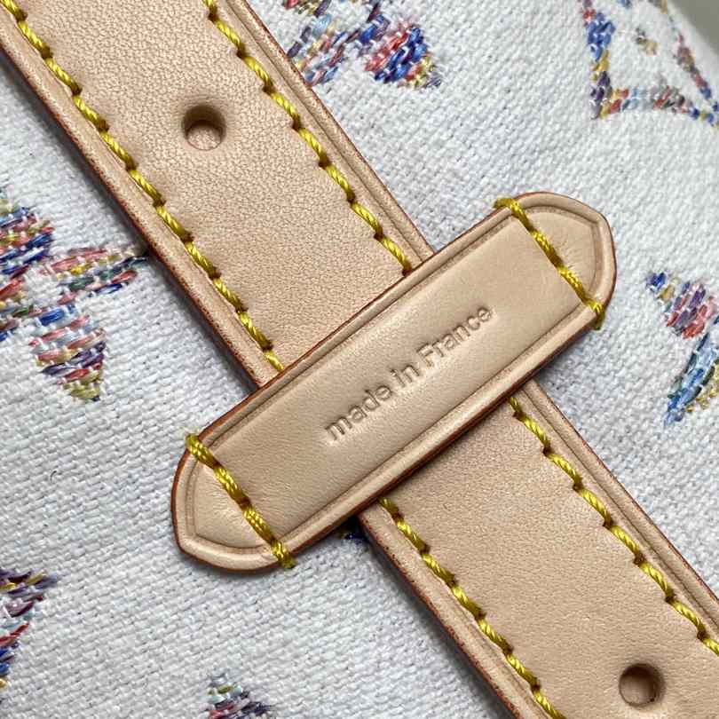 Louis Vuitton CarryAll PM   M24707 - DopestKickz