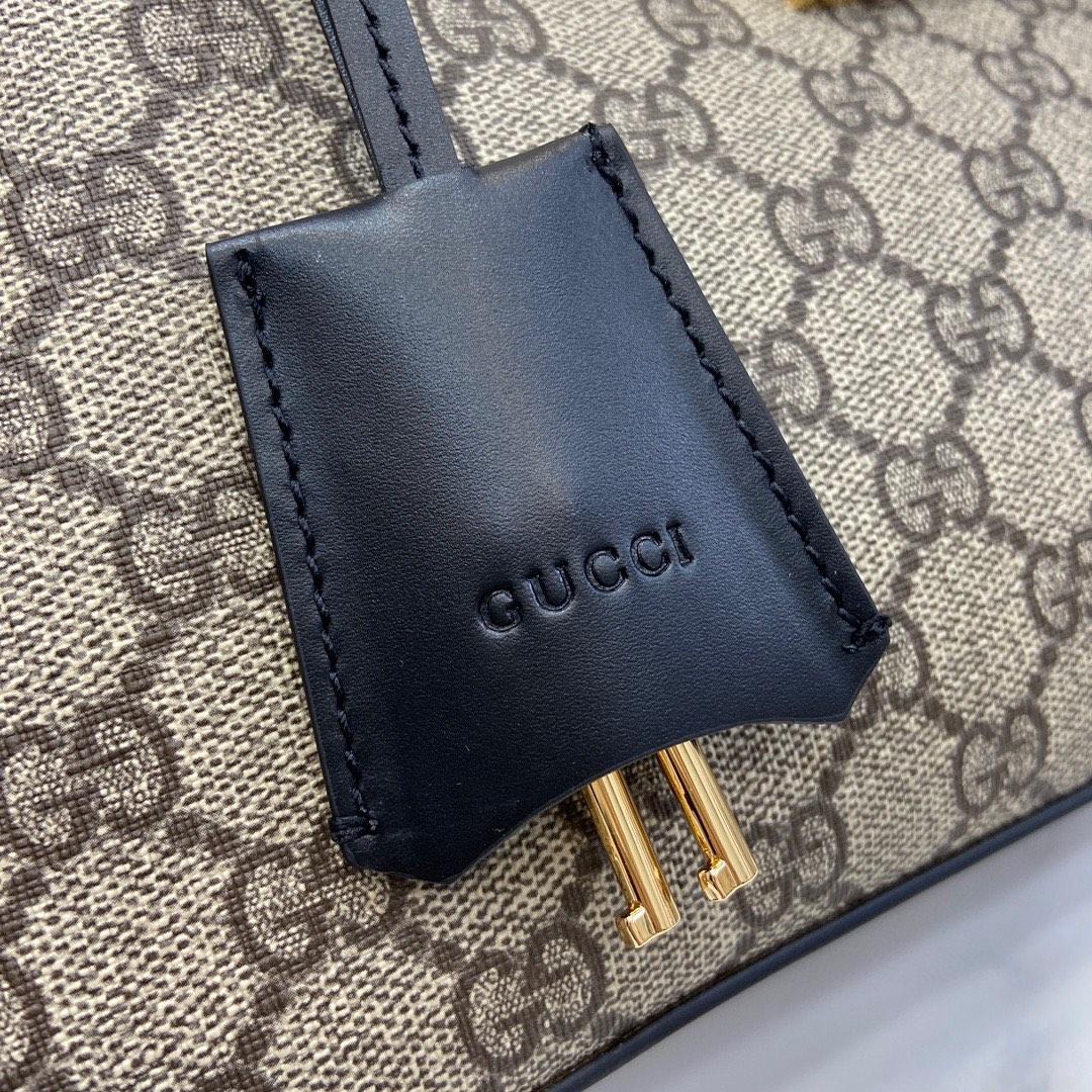 Gucci Padlock GG Medium Shoulder Bag - DopestKickz