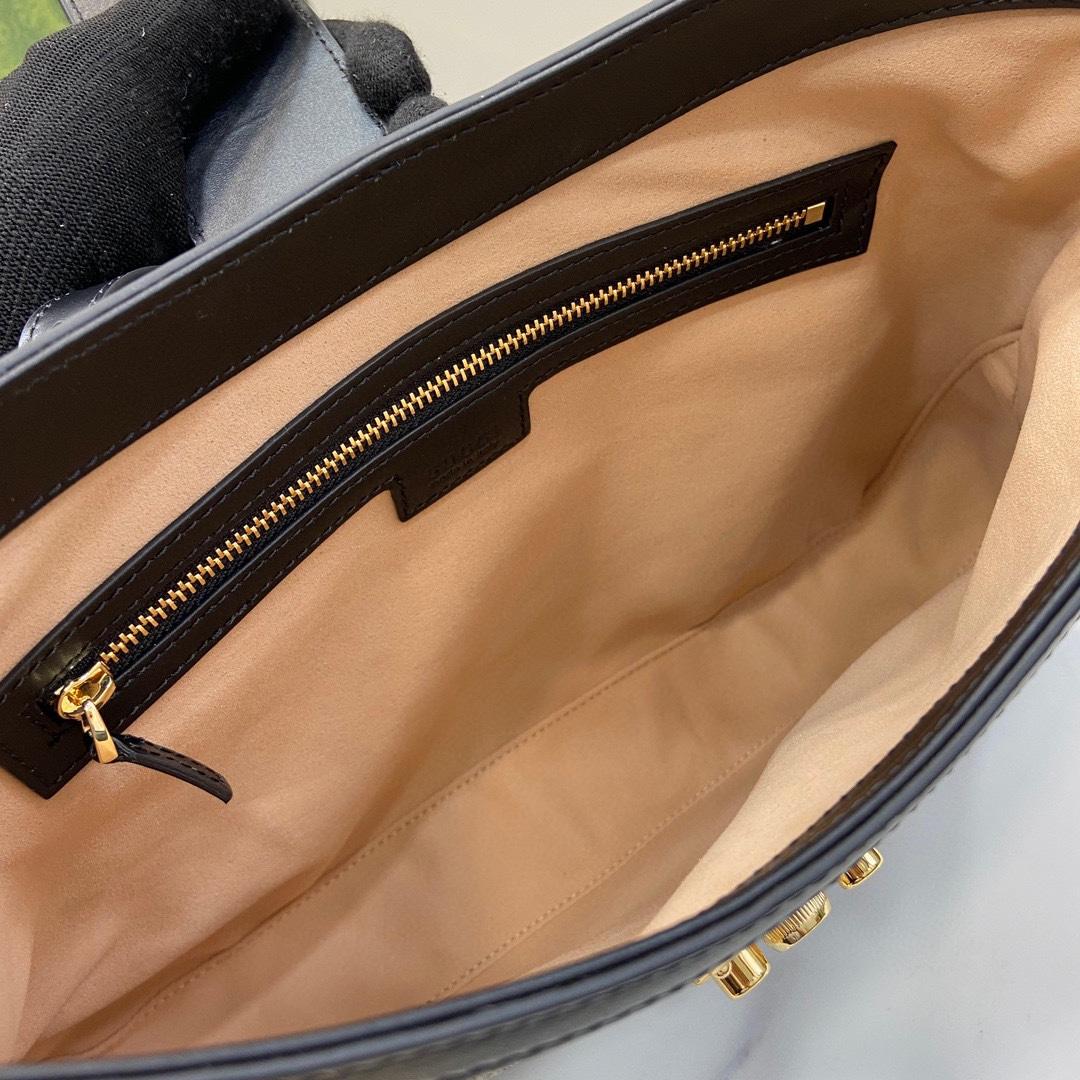 Gucci Padlock GG Medium Shoulder Bag - DopestKickz