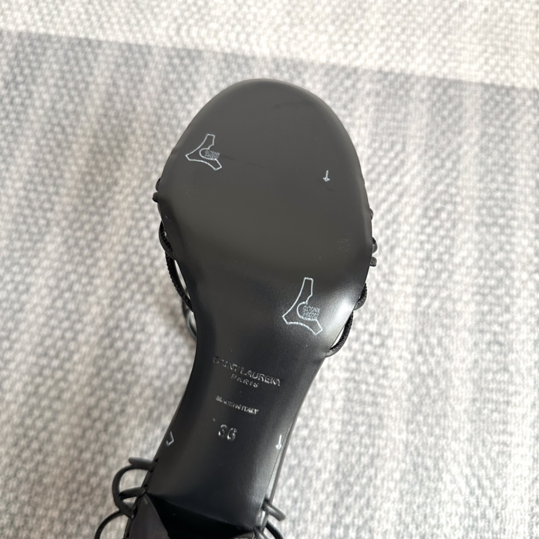 Saint Laurent Babylone Sandals In Smooth Leather - DopestKickz