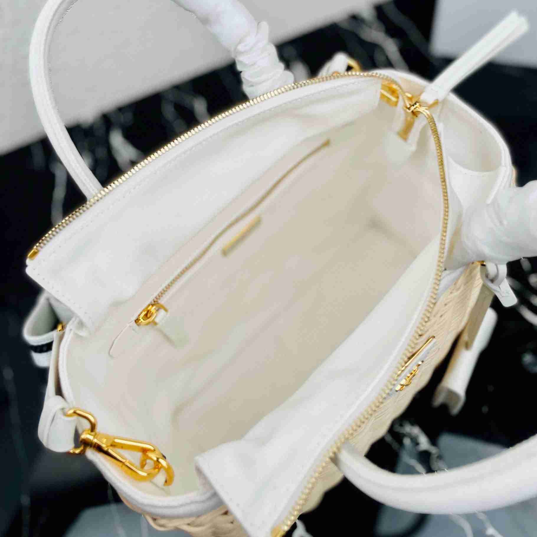 Prada Medium Wicker And Linen Blend Tote Bag (26-18-11.5cm) - DopestKickz