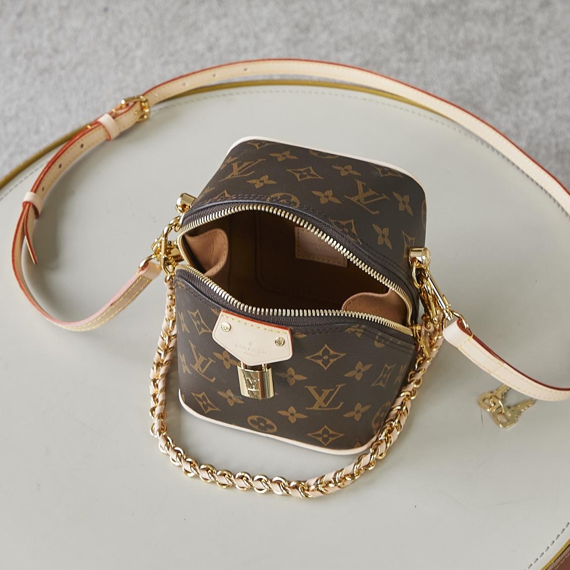 Louis Vuitton Just In Case  M47096 - DopestKickz