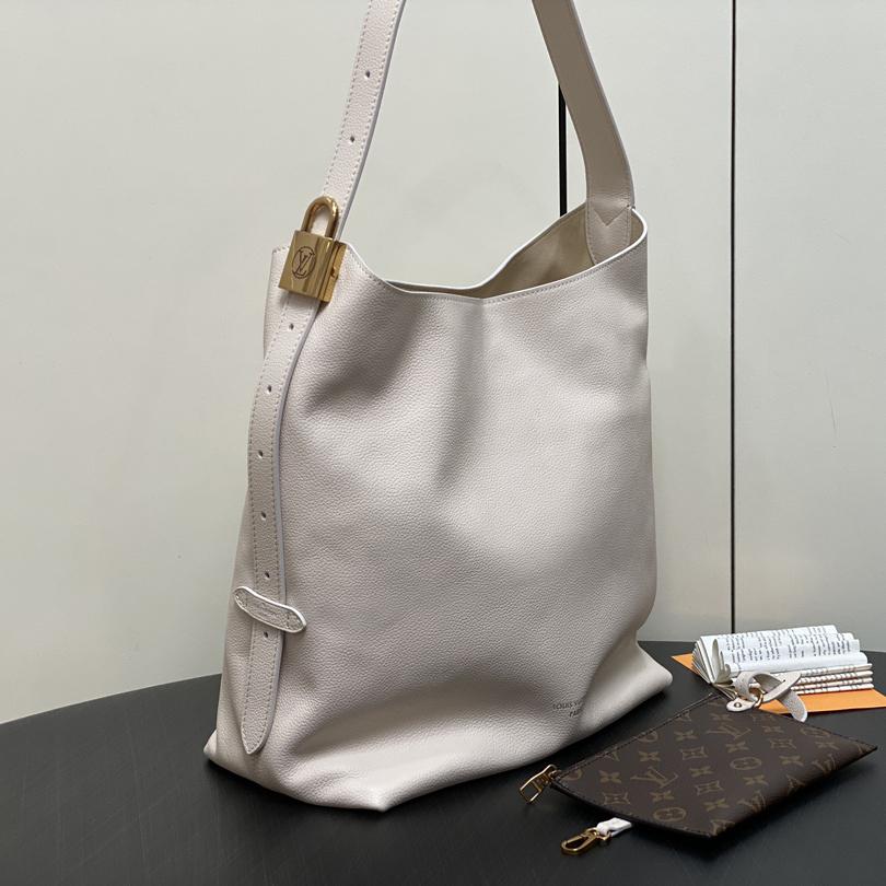 Louis Vuitton Low Key Hobo MM   M25022 - DopestKickz