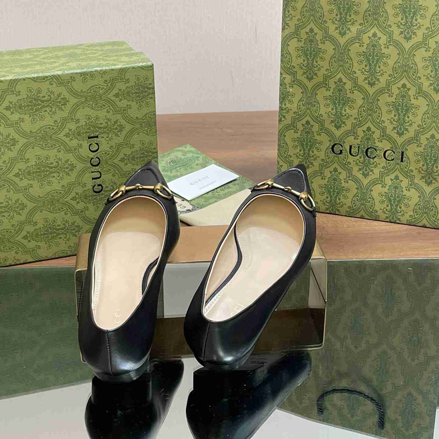 Gucci Women's Ballet Flat With Horsebit - DopestKickz