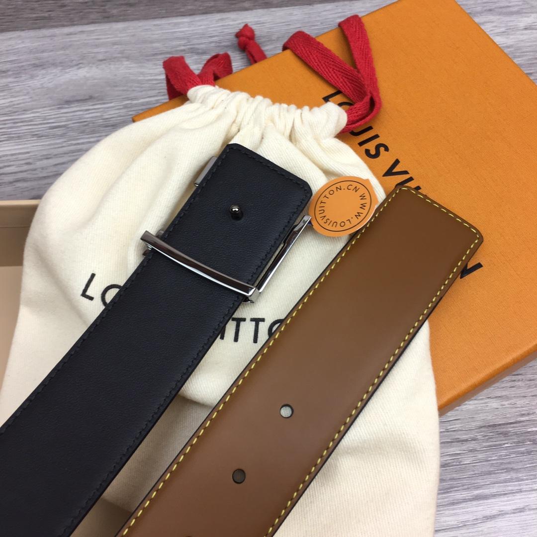 Louis Vuitton 40mm Reversible Belt    - DopestKickz