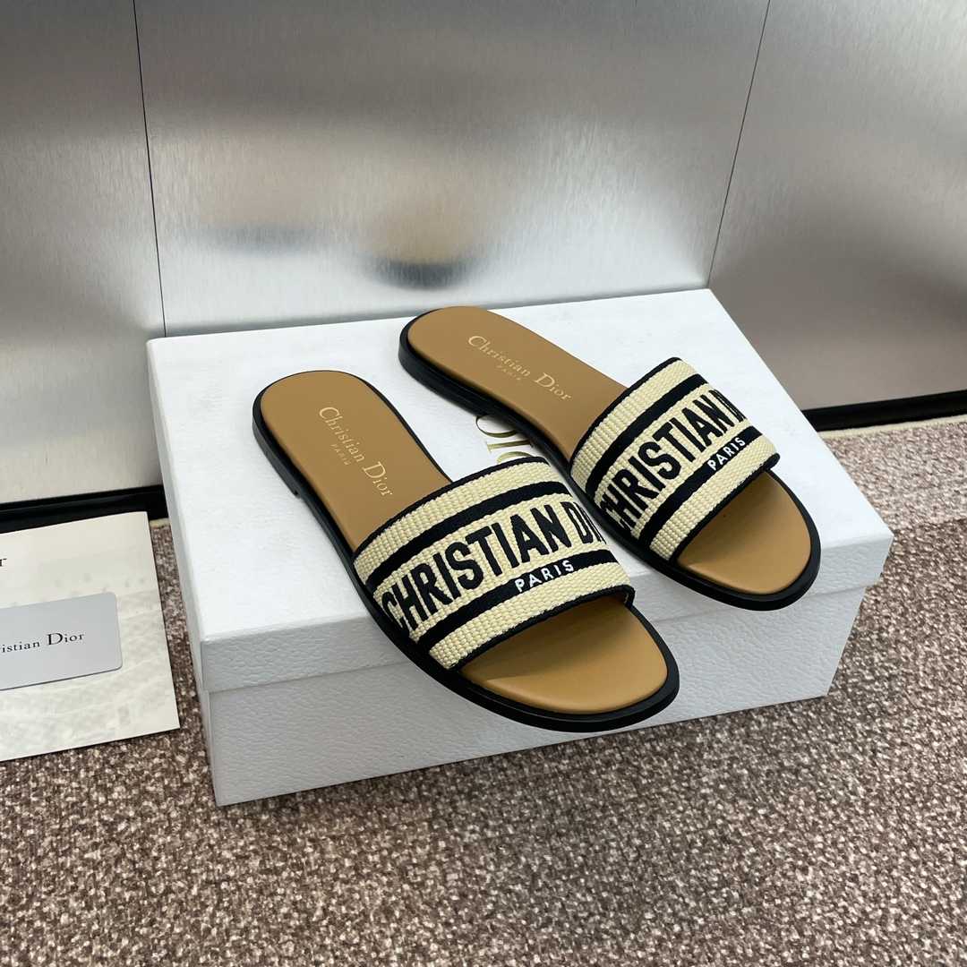 Dior Dway Slide - DopestKickz