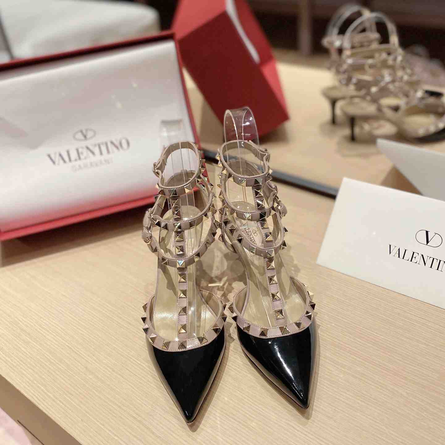 Valenti Garavani Rockstud 65mm Caged Pumps - DopestKickz