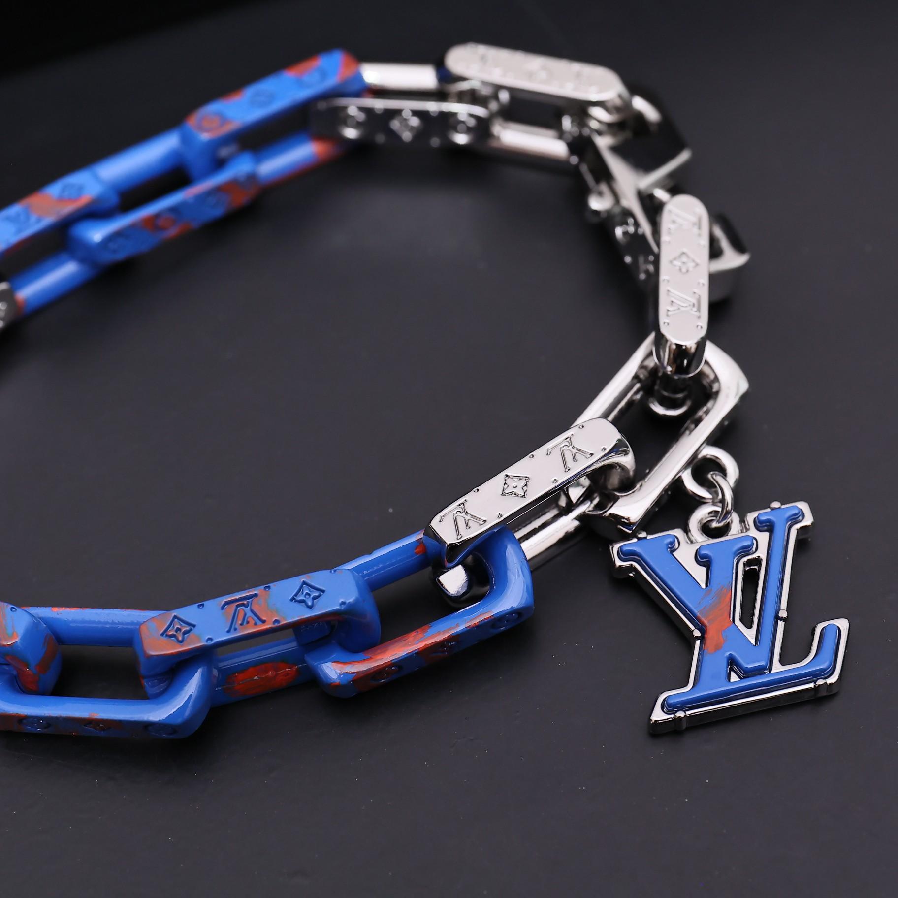 Louis Vuitton Monogram Chain Bracelet  M1229M - DopestKickz