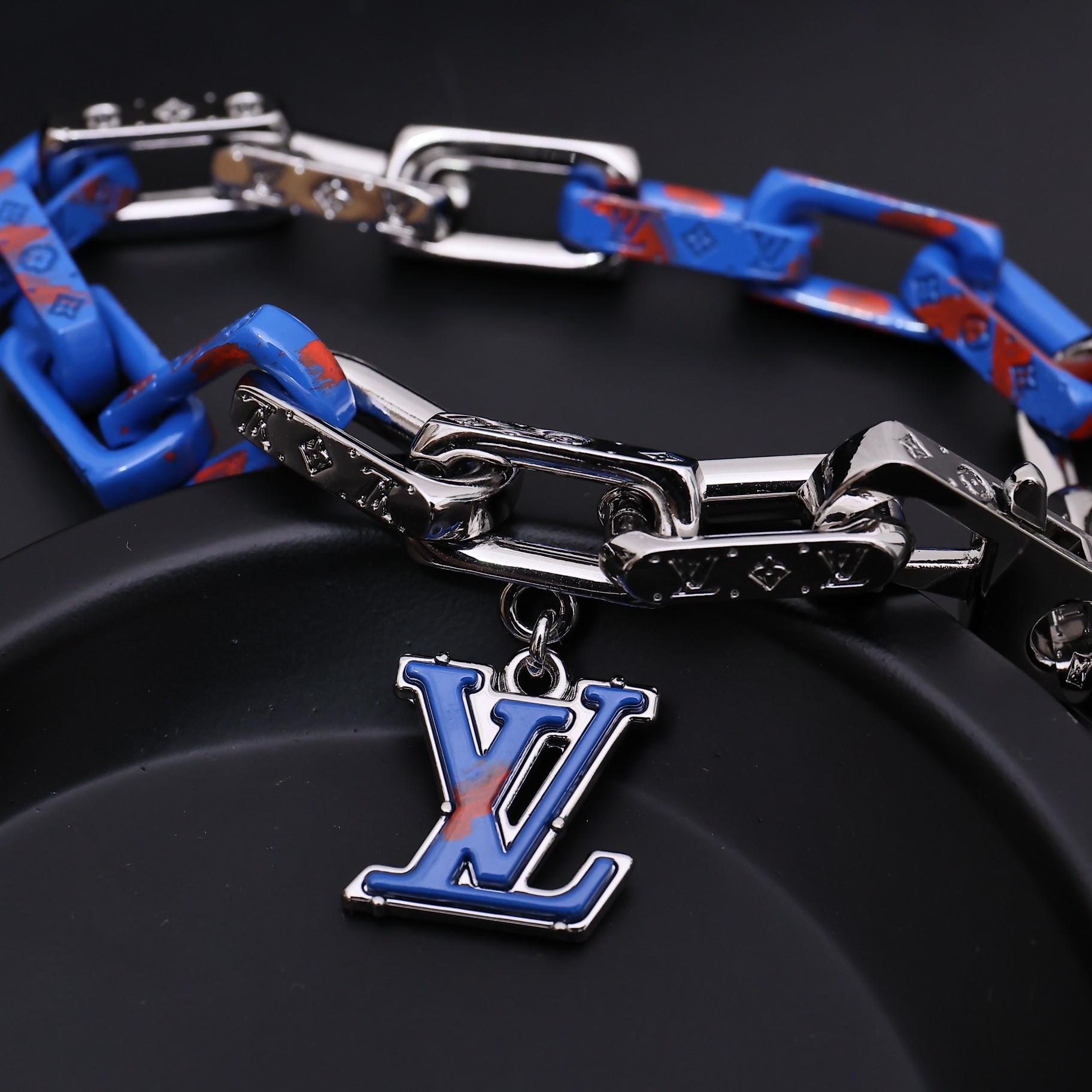 Louis Vuitton Monogram Chain Bracelet  M1229M - DopestKickz