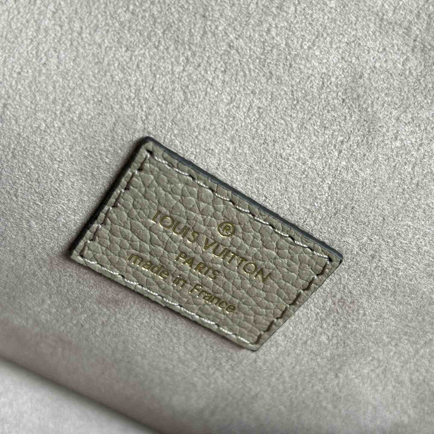 Louis Vuitton Nano Diane   M83300 - DopestKickz