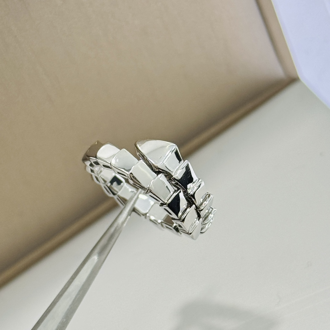 Bvlgari Serpenti Viper Ring - DopestKickz