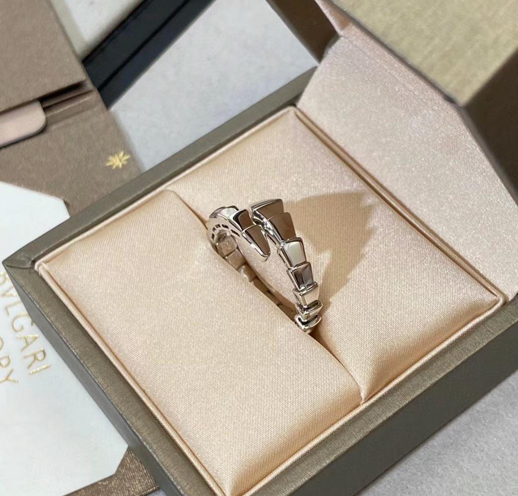Bvlgari Serpenti Viper Ring - DopestKickz