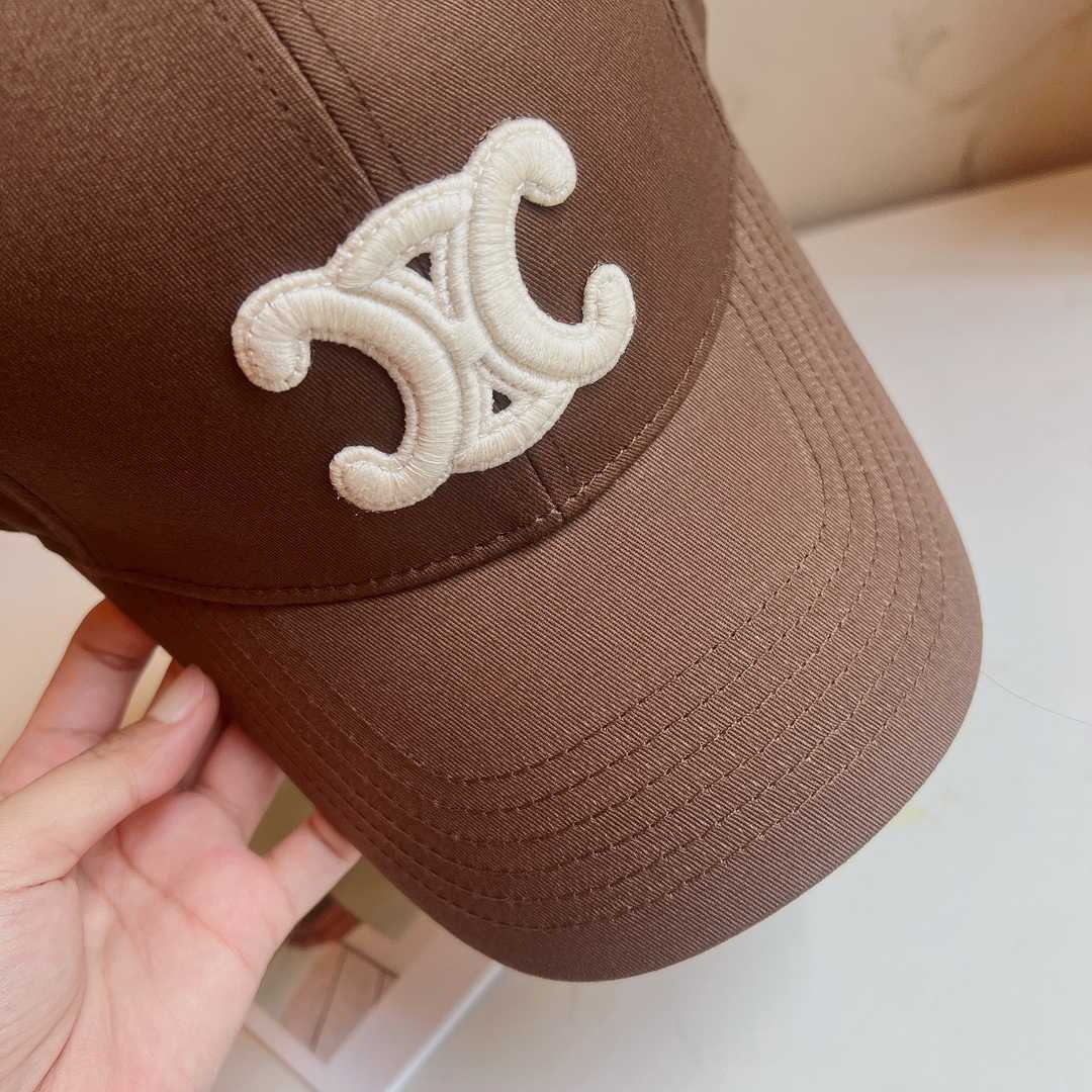 Celine Triomphe Cap - DopestKickz