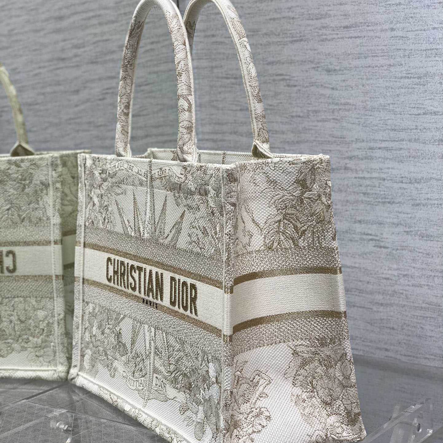Dior Medium Dior Book Tote  (36*18*28cm) - DopestKickz