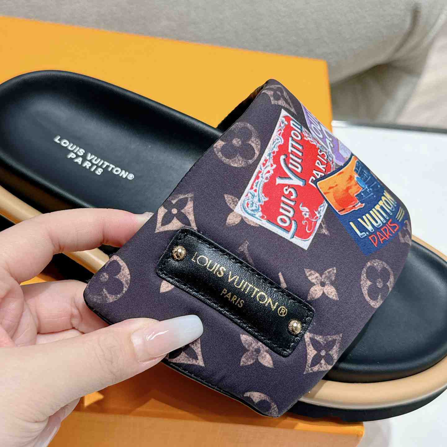 Louis Vuitton Pool Pillow Comfort Mule    1ACTDU - DopestKickz