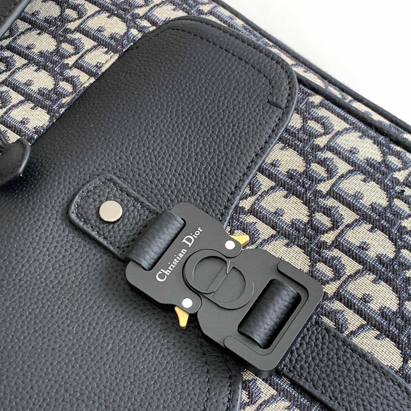 Dior Saddle Backpack  - DopestKickz