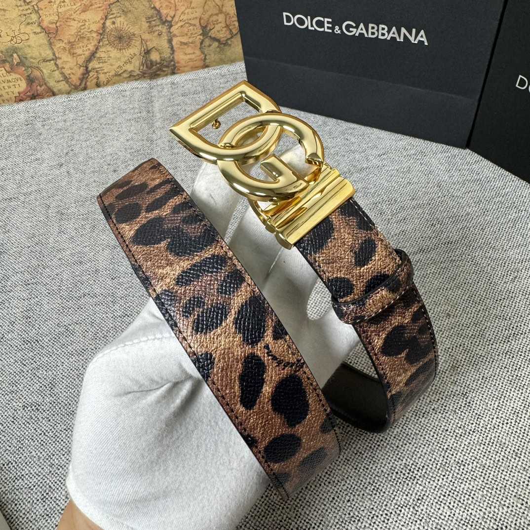 Dolce & Gabbana KiM Dolce & Gabbana Leopard-print Glossy Calfskin Belt With DG Logo - DopestKickz