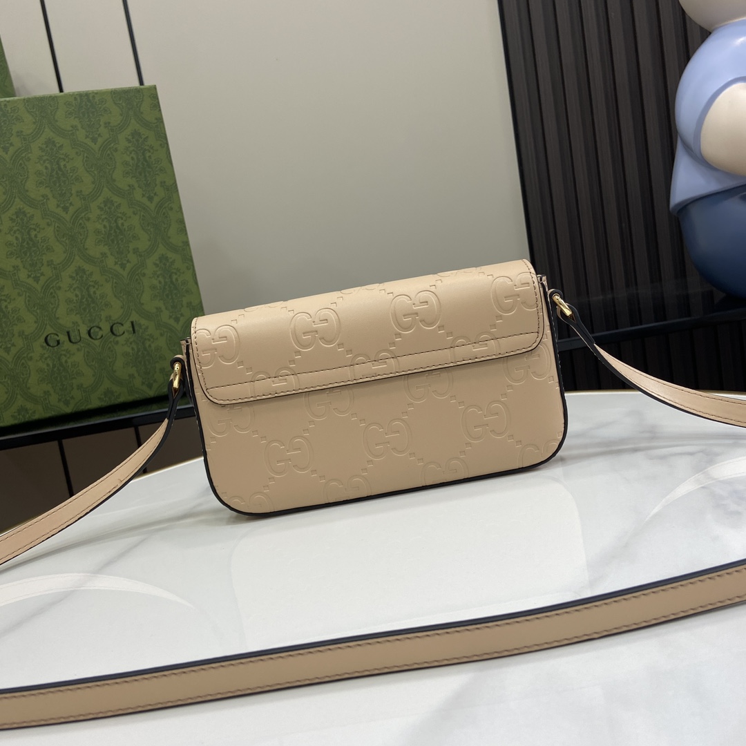 Gucci GG Super Mini Shoulder Bag - DopestKickz