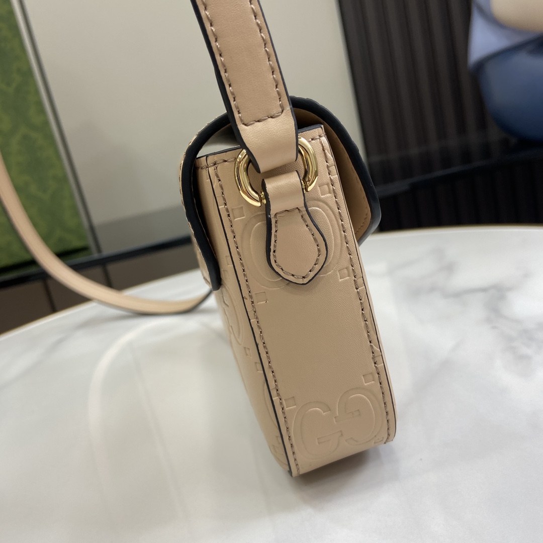 Gucci GG Super Mini Shoulder Bag - DopestKickz