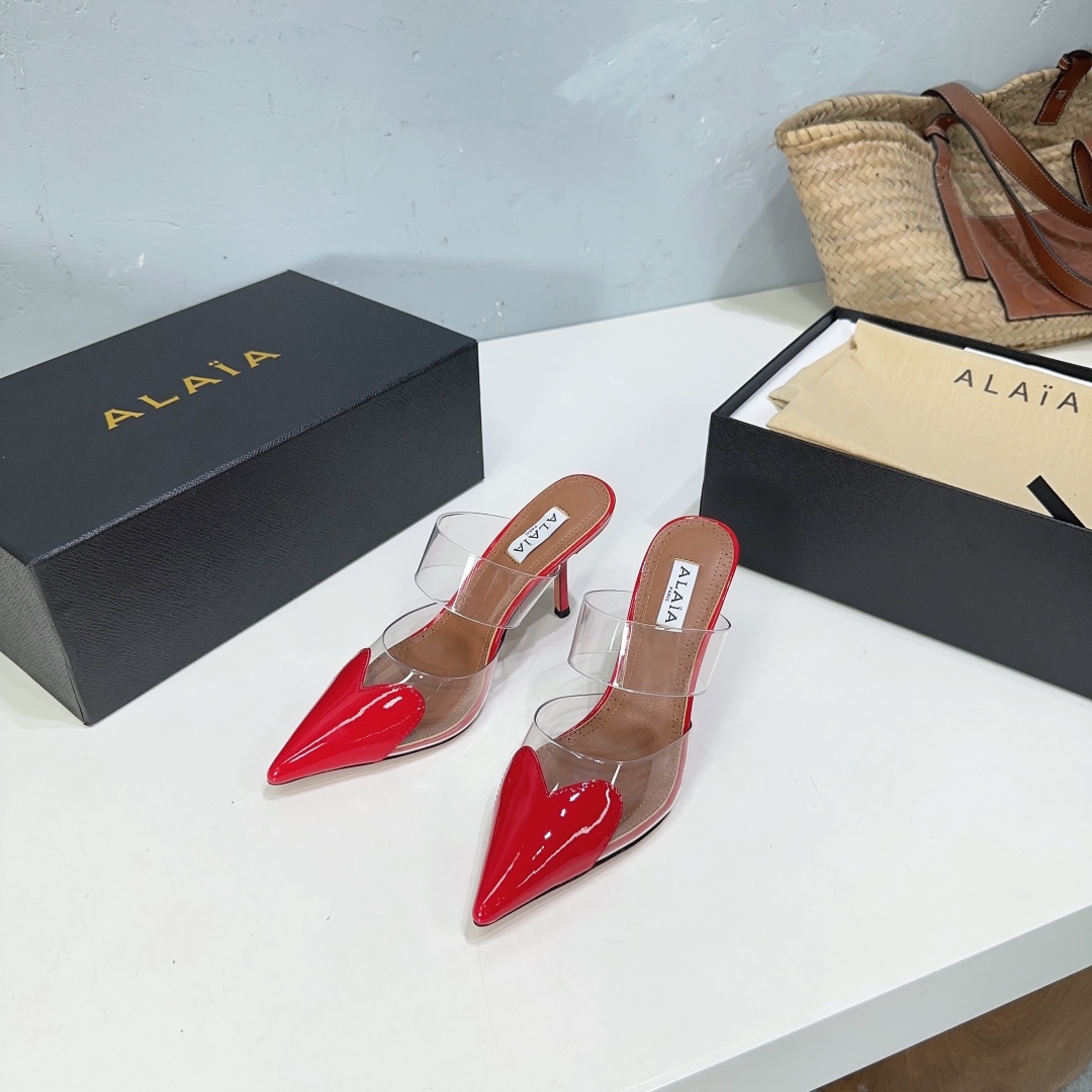 Alaïa Heart Mules in Red  - DopestKickz