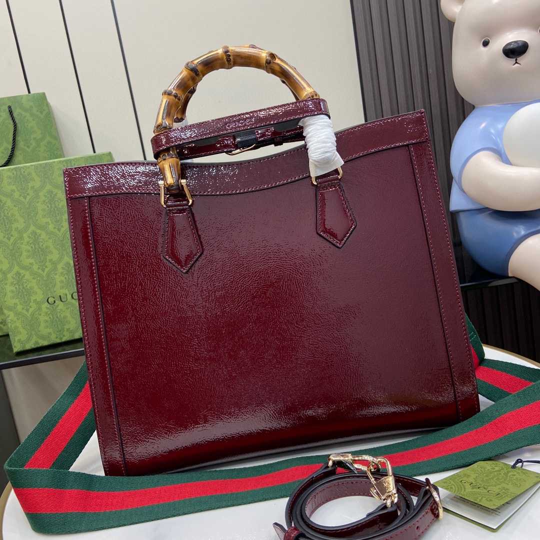 Gucci Diana Medium Tote Bag - DopestKickz