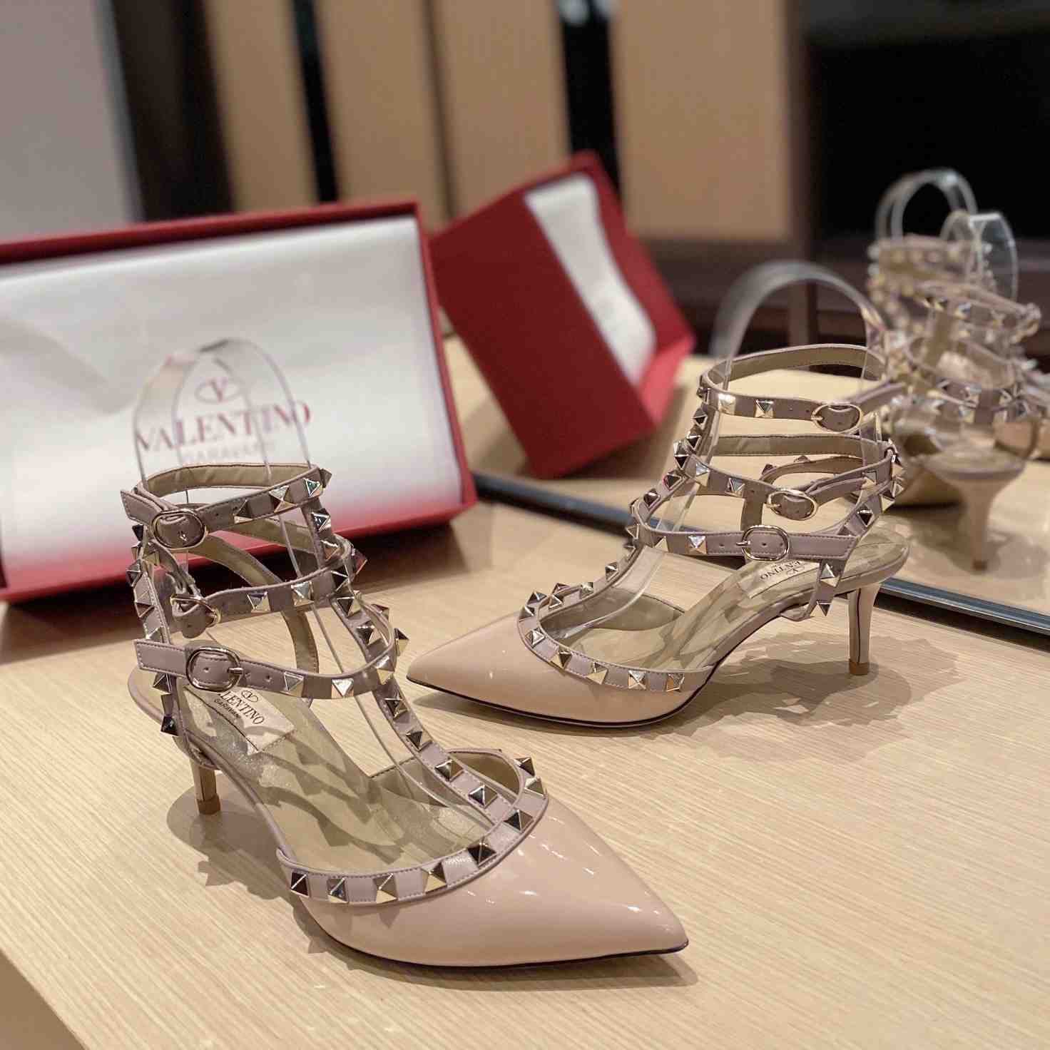 Valenti Garavani Rockstud 65mm Caged Pumps - DopestKickz