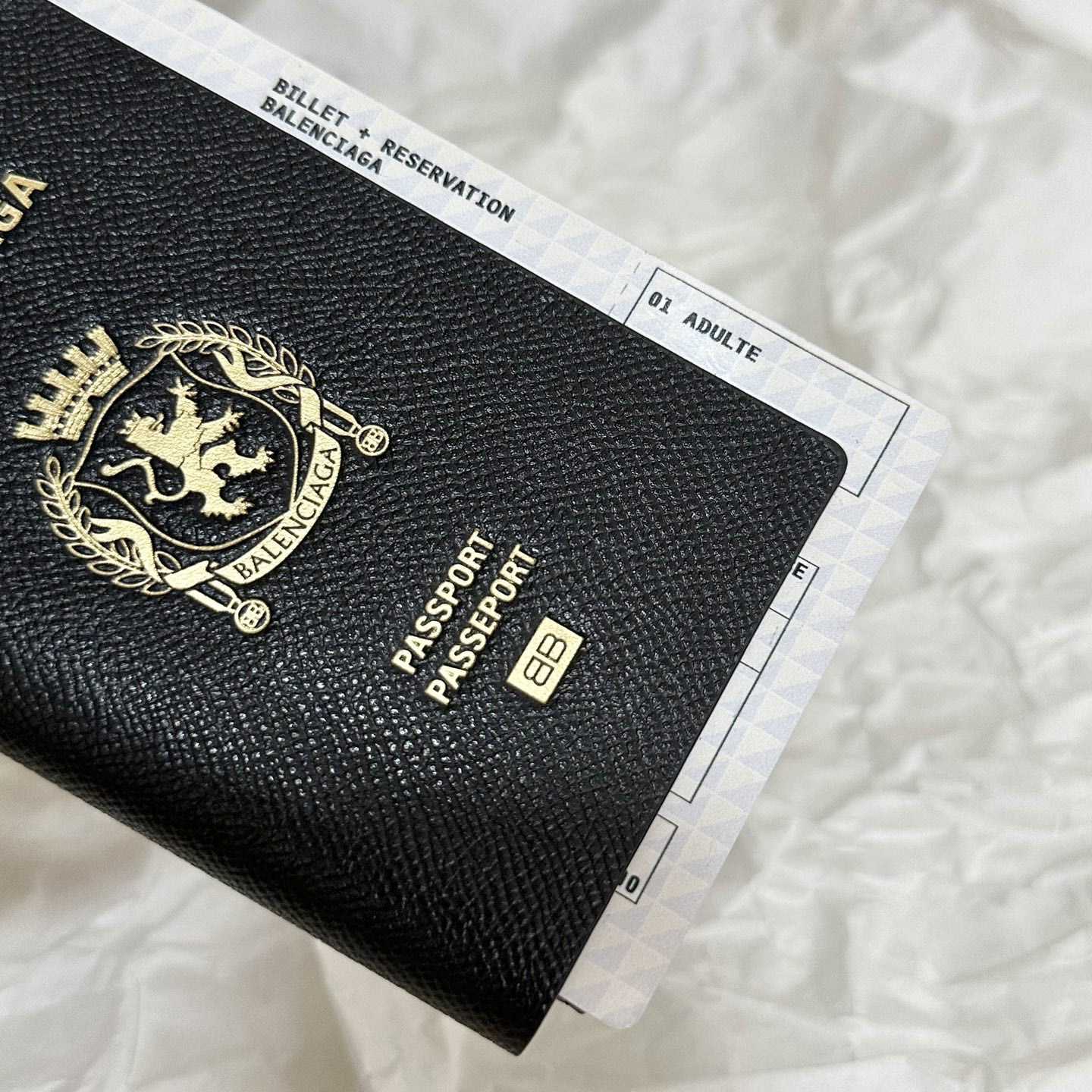 Balenciaga Passport Wallet  (21×12.4×2cm) - DopestKickz