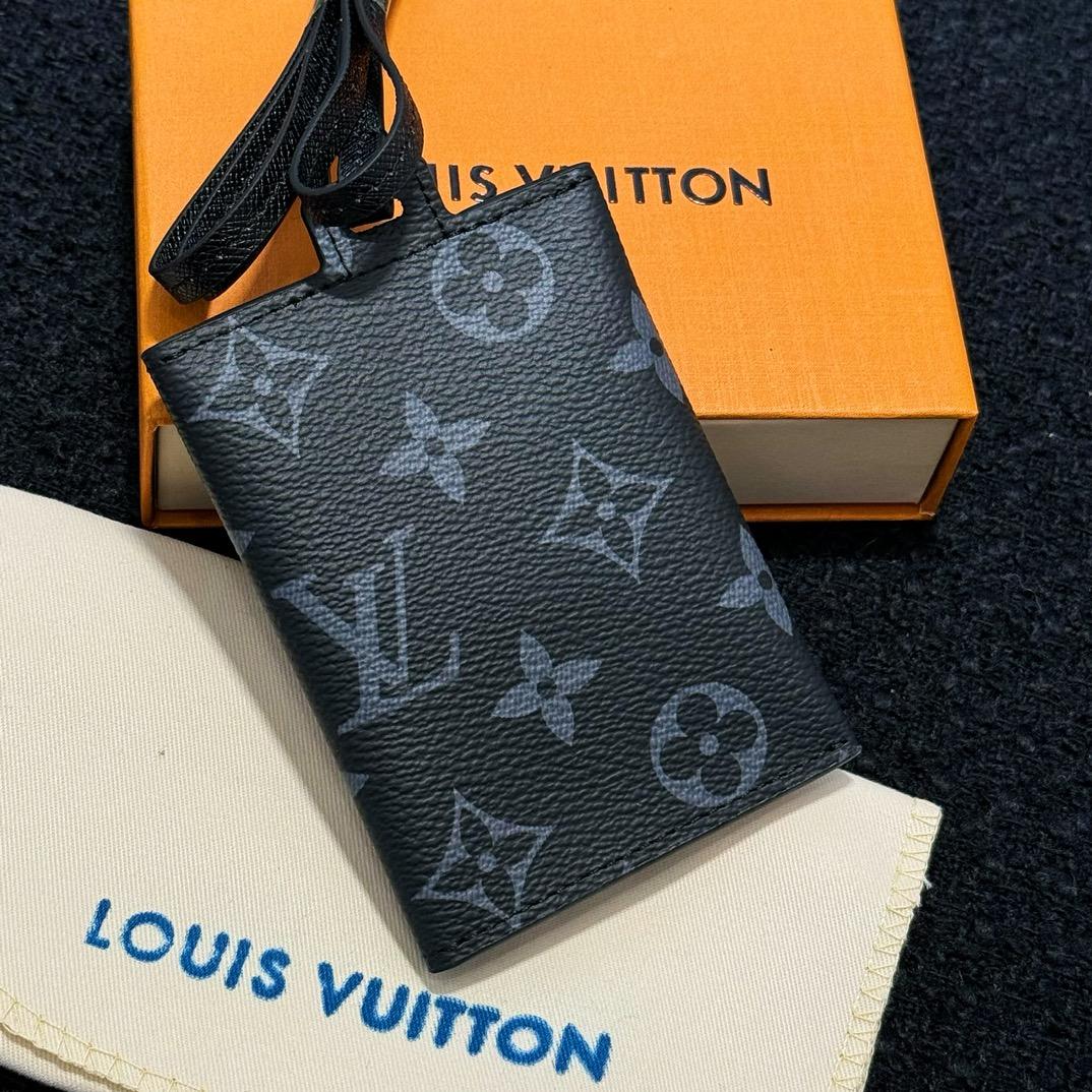 Louis Vuitton Card Holder Necklace  M83155 - DopestKickz