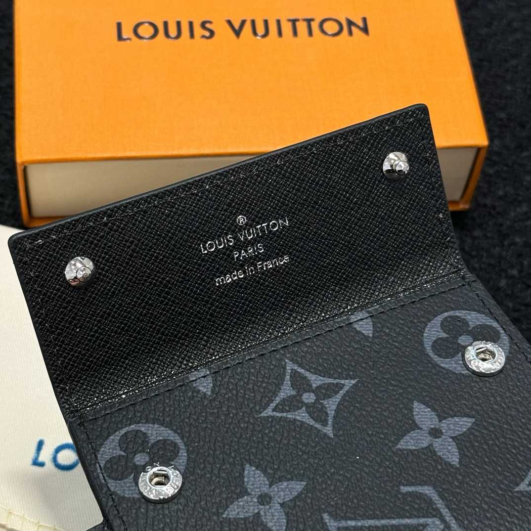 Louis Vuitton Card Holder Necklace  M83155 - DopestKickz