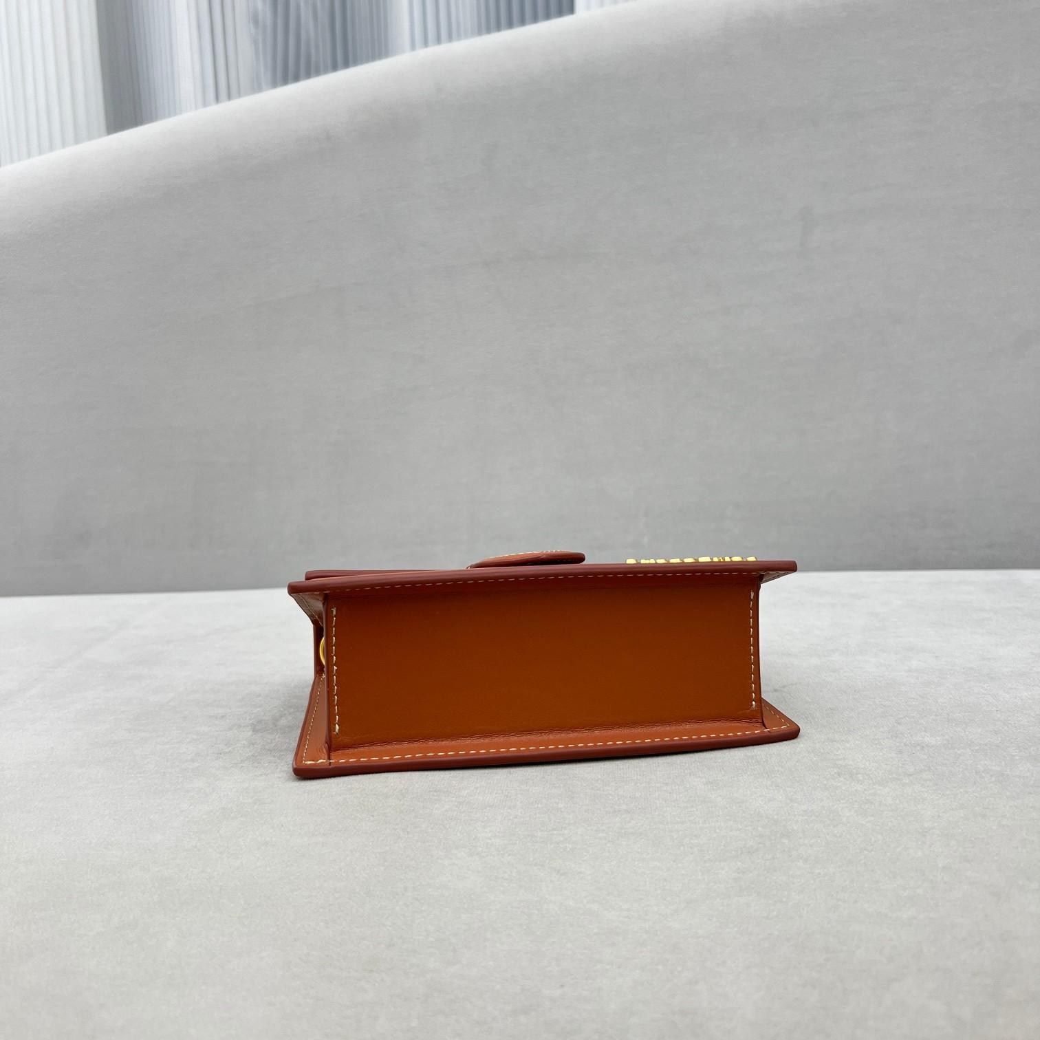 Jacquemus Le Bambino Small Flap Bag - DopestKickz