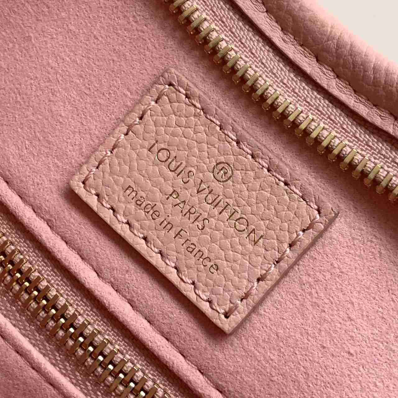 Louis Vuitton CarryAll PM   M47082 - DopestKickz