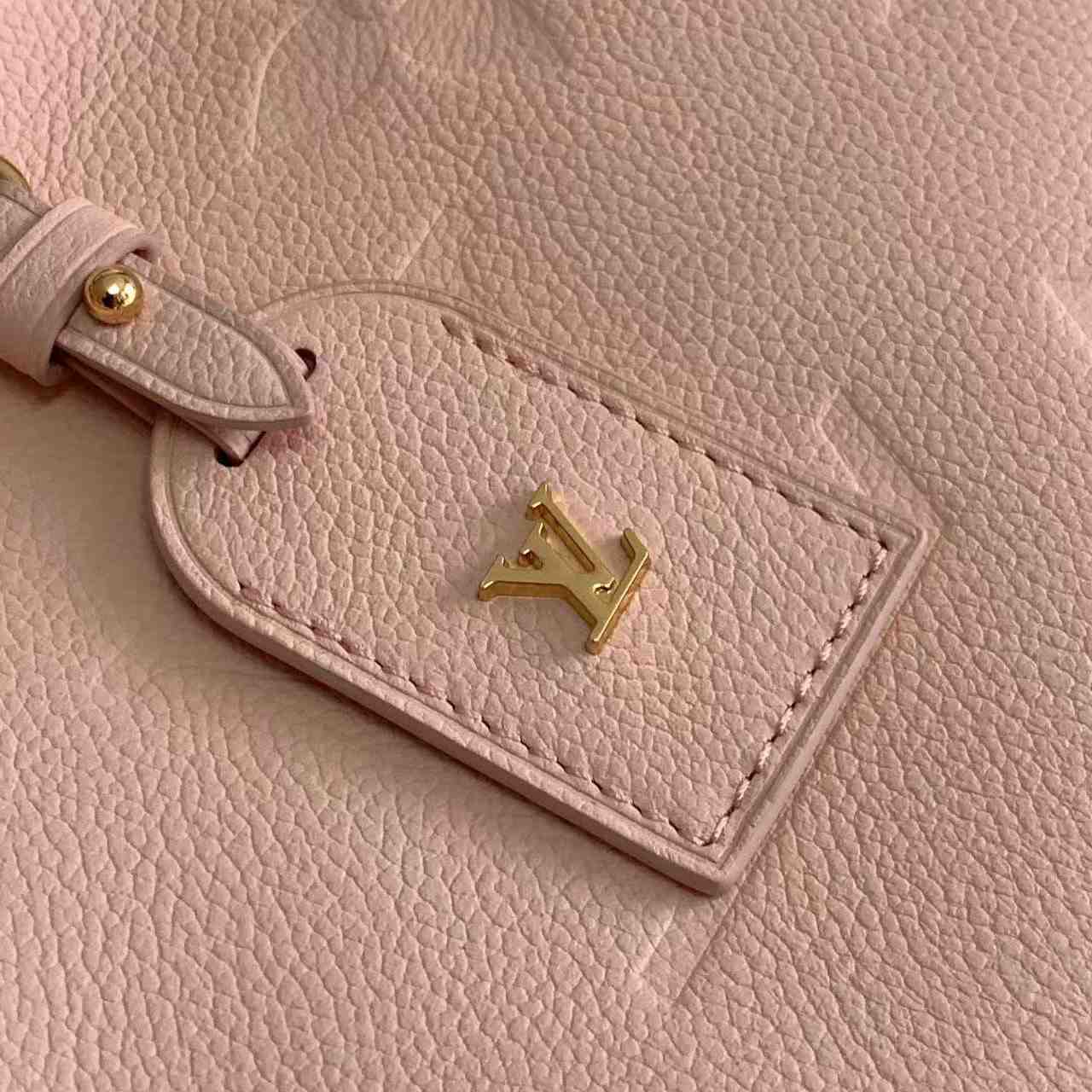 Louis Vuitton CarryAll PM   M47082 - DopestKickz