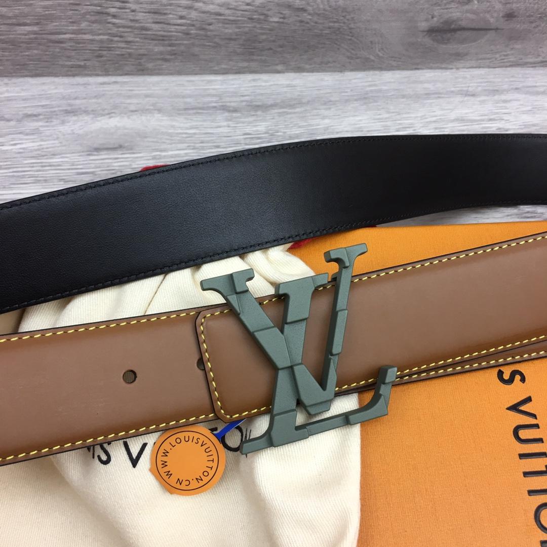 Louis Vuitton 40mm Reversible Belt    - DopestKickz
