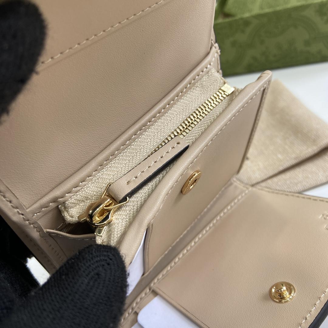 Gucci GG Medium Wallet - DopestKickz