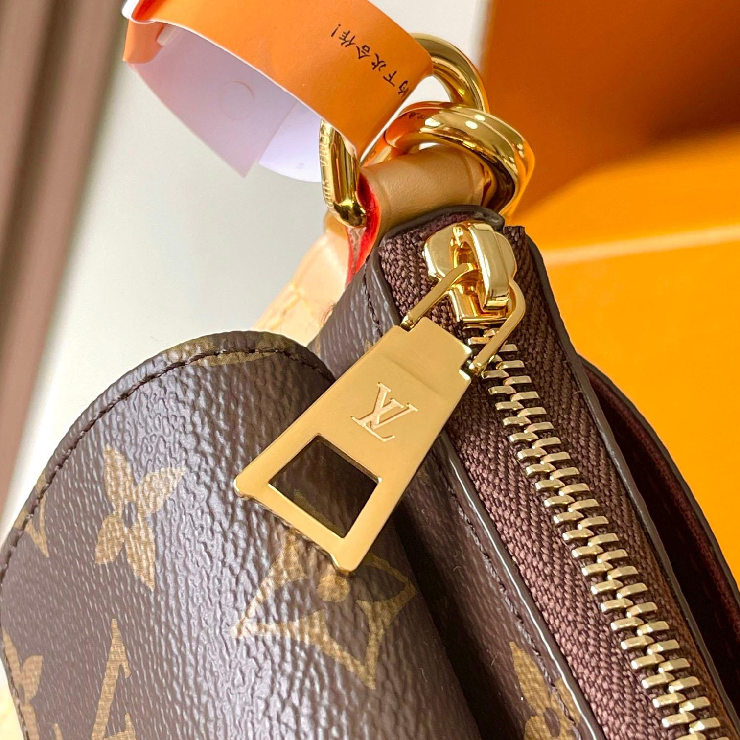 Louis Vuitton Vivacité  M46999 - DopestKickz