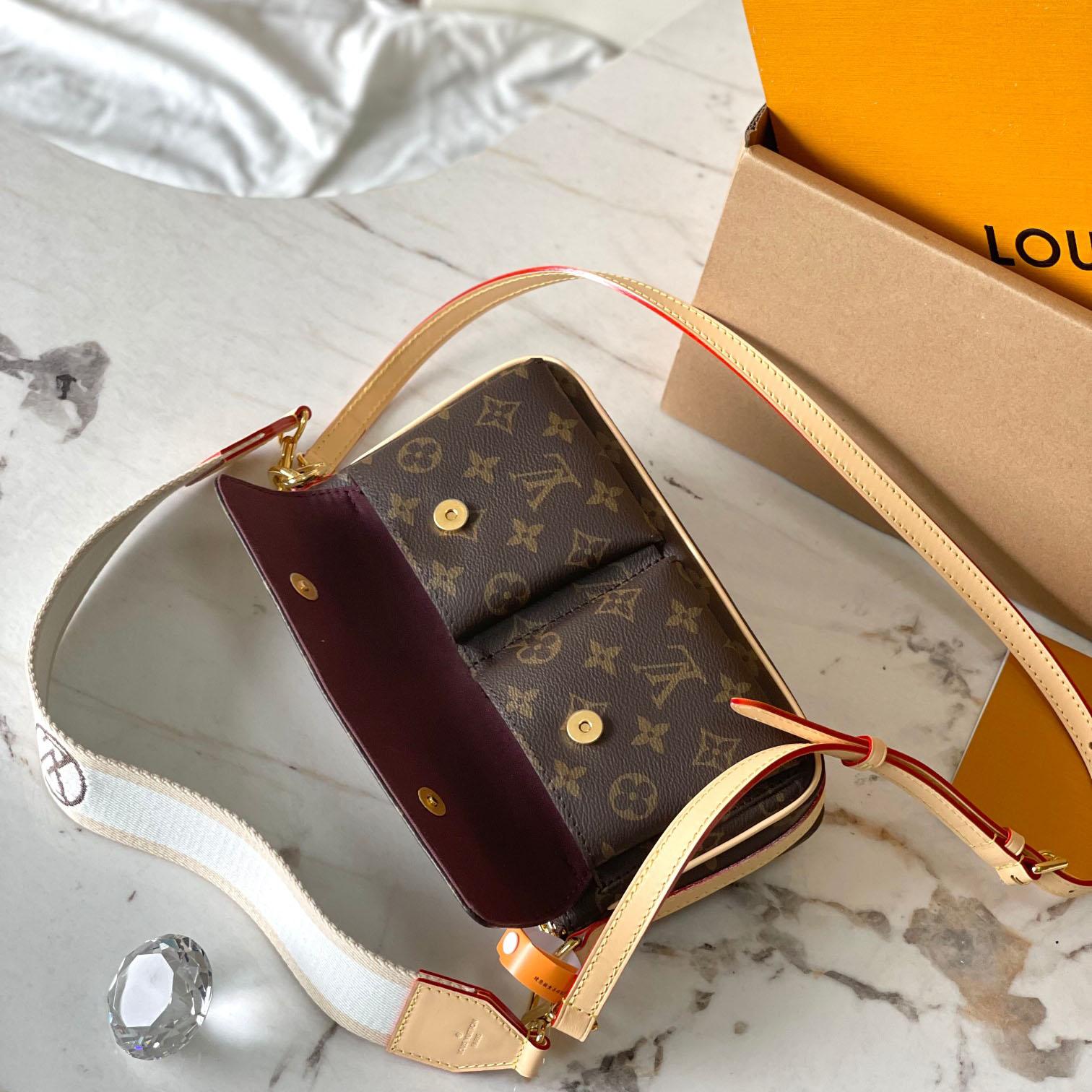 Louis Vuitton Vivacité  M46999 - DopestKickz