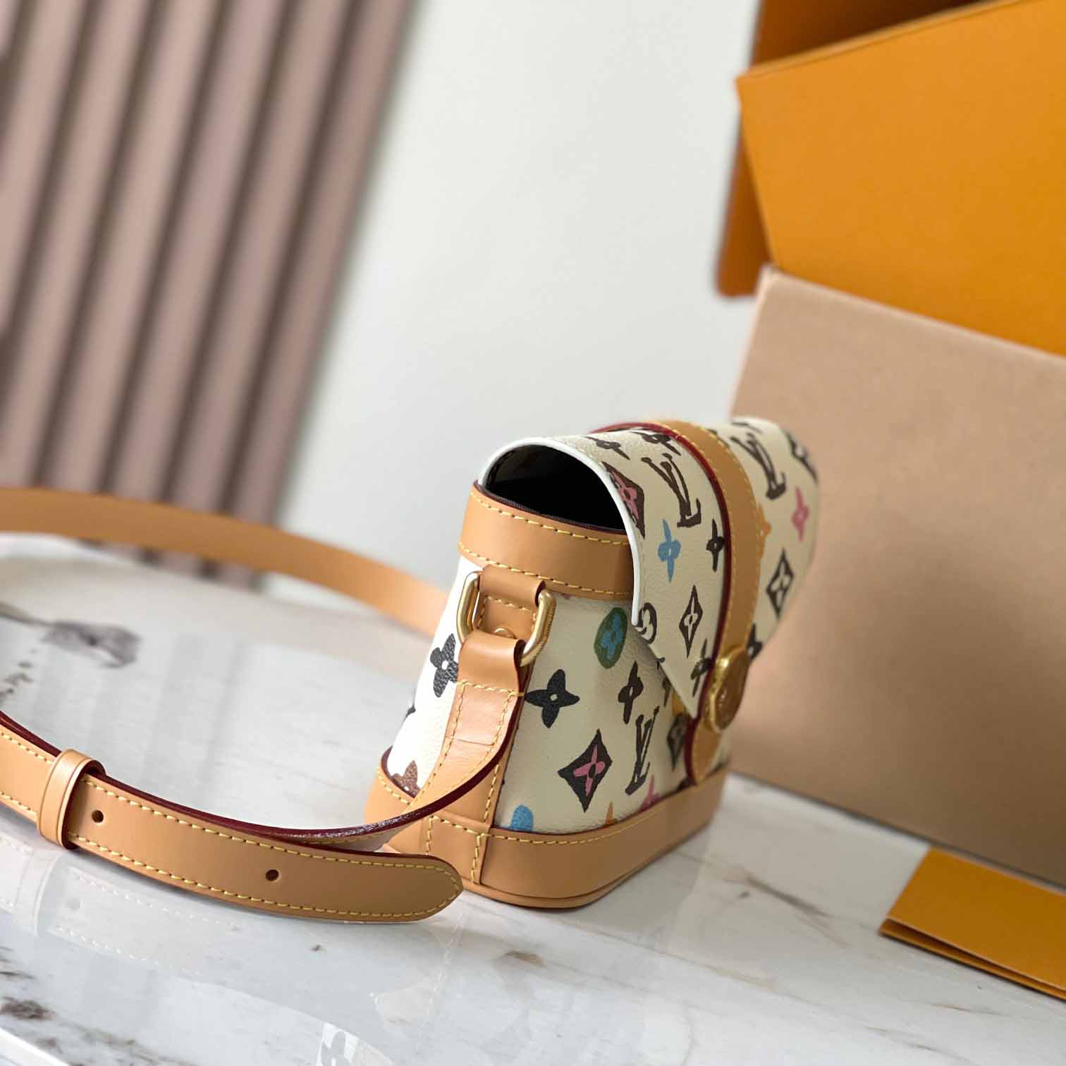 Louis Vuitton Envelope Wearable Wallet   M83346 - DopestKickz