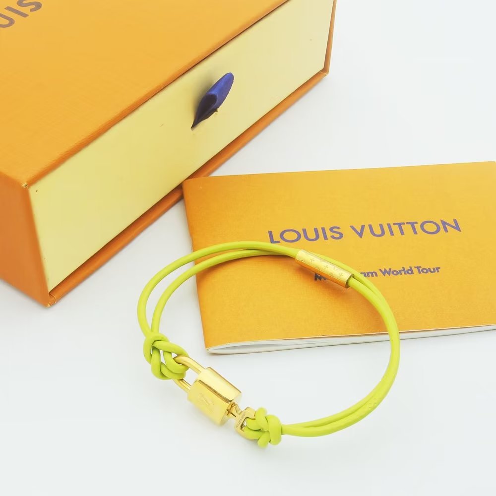 Louis Vuitton LV Padlock Bracelet  M8141E - DopestKickz