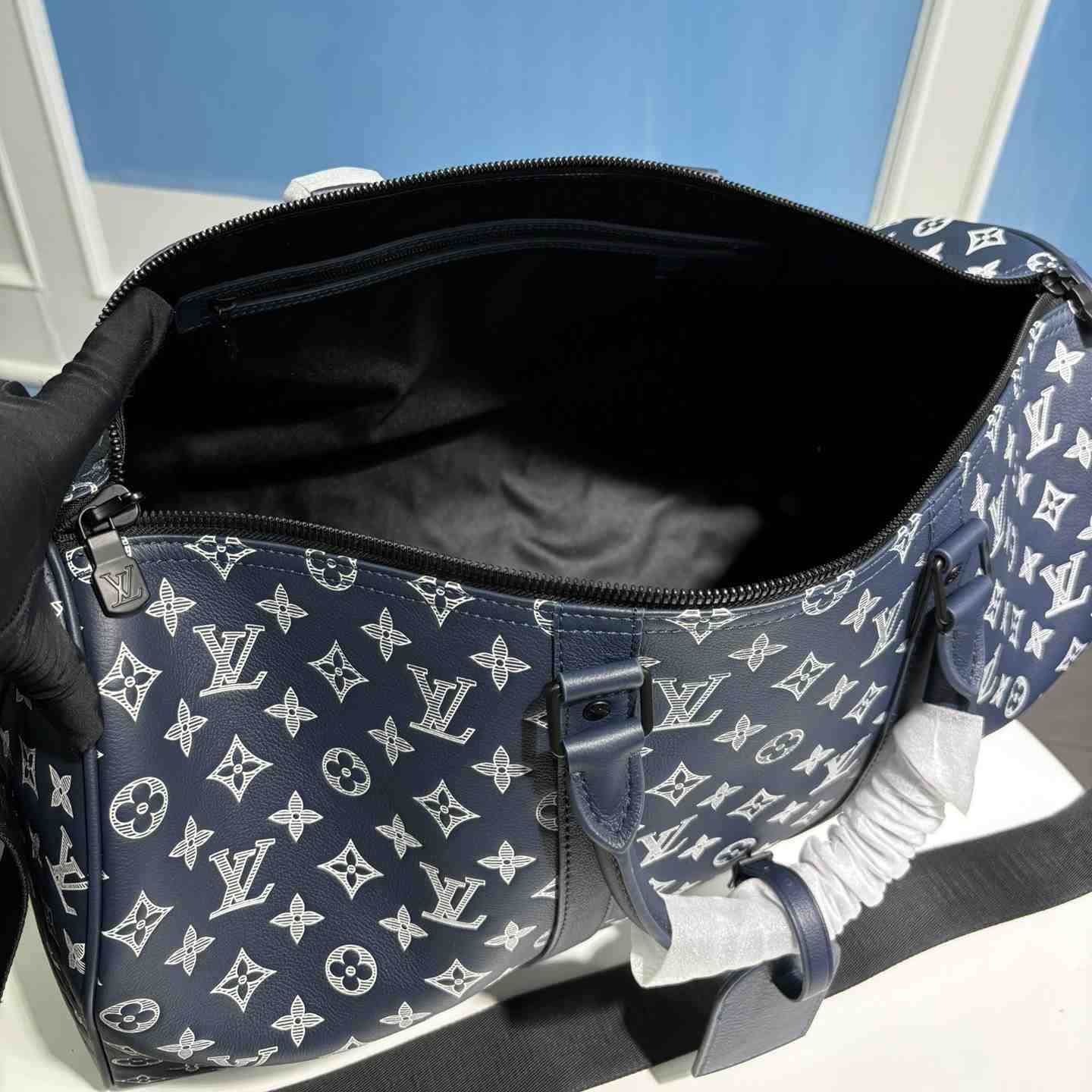 Louis Vuitton Keepall Bandoulière 50   M24953 - DopestKickz