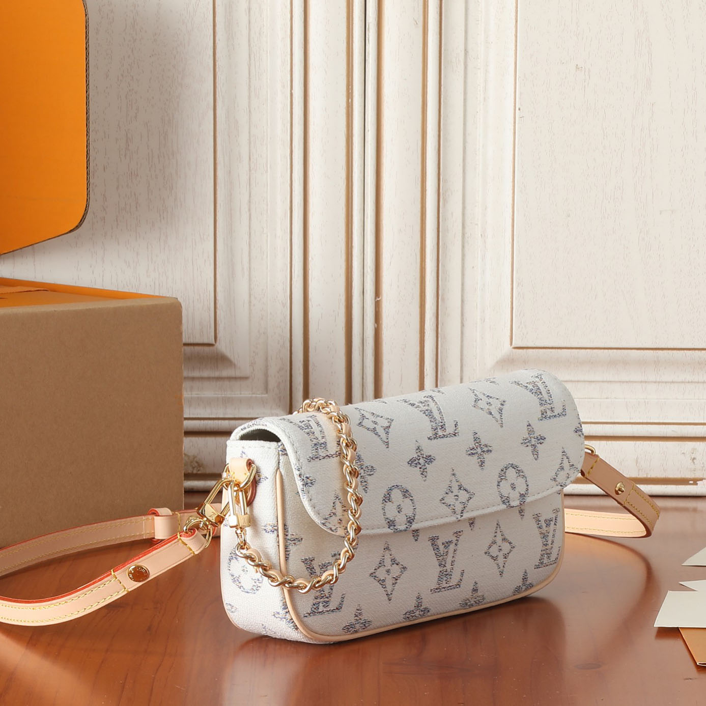 Louis Vuitton Wallet on Chain Ivy    M83499 - DopestKickz