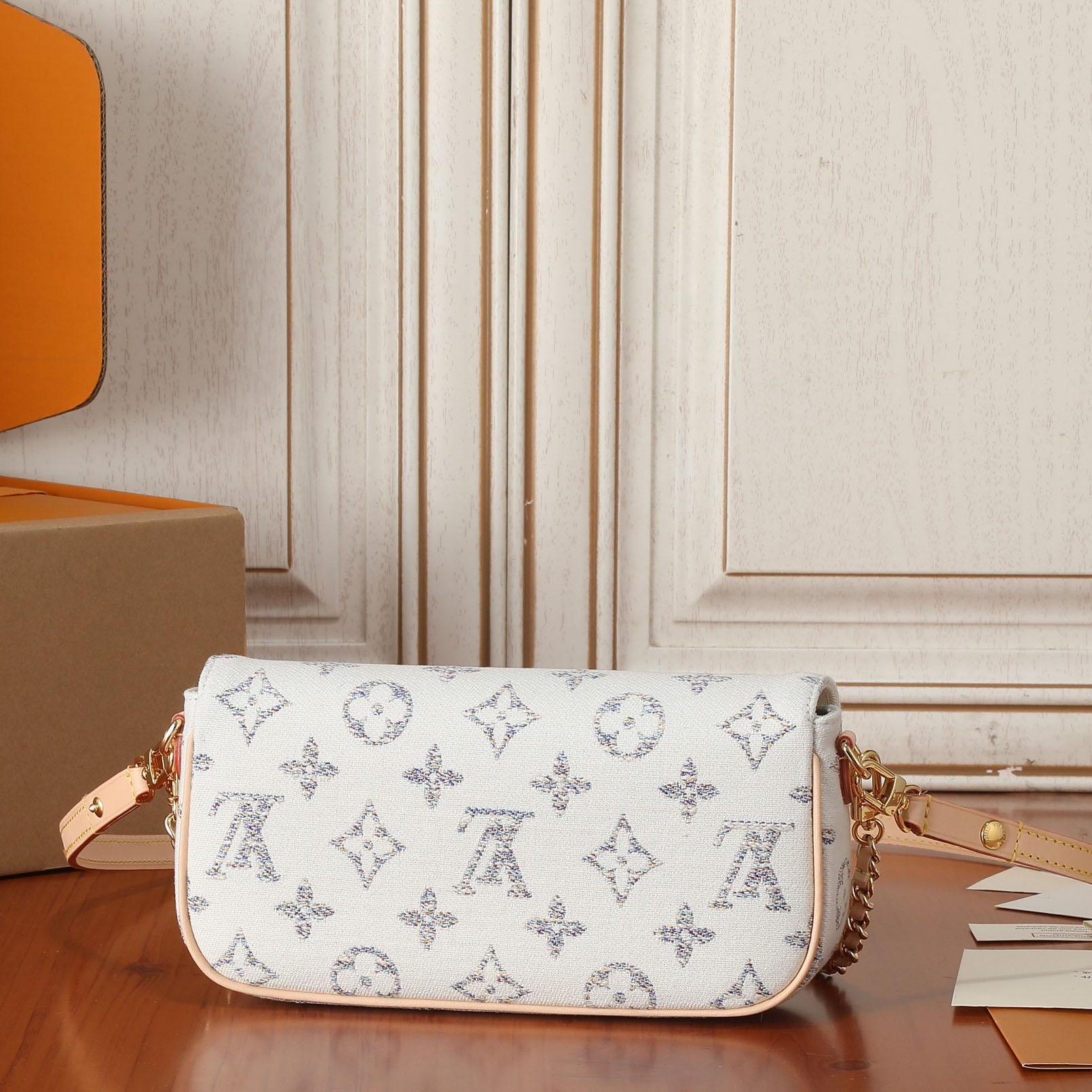 Louis Vuitton Wallet on Chain Ivy    M83499 - DopestKickz