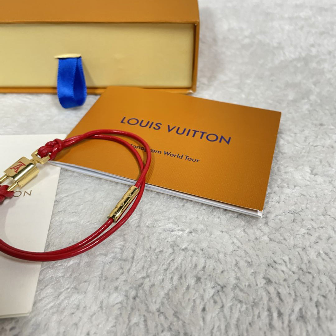 Louis Vuitton LV Padlock Bracelet  M8139E - DopestKickz