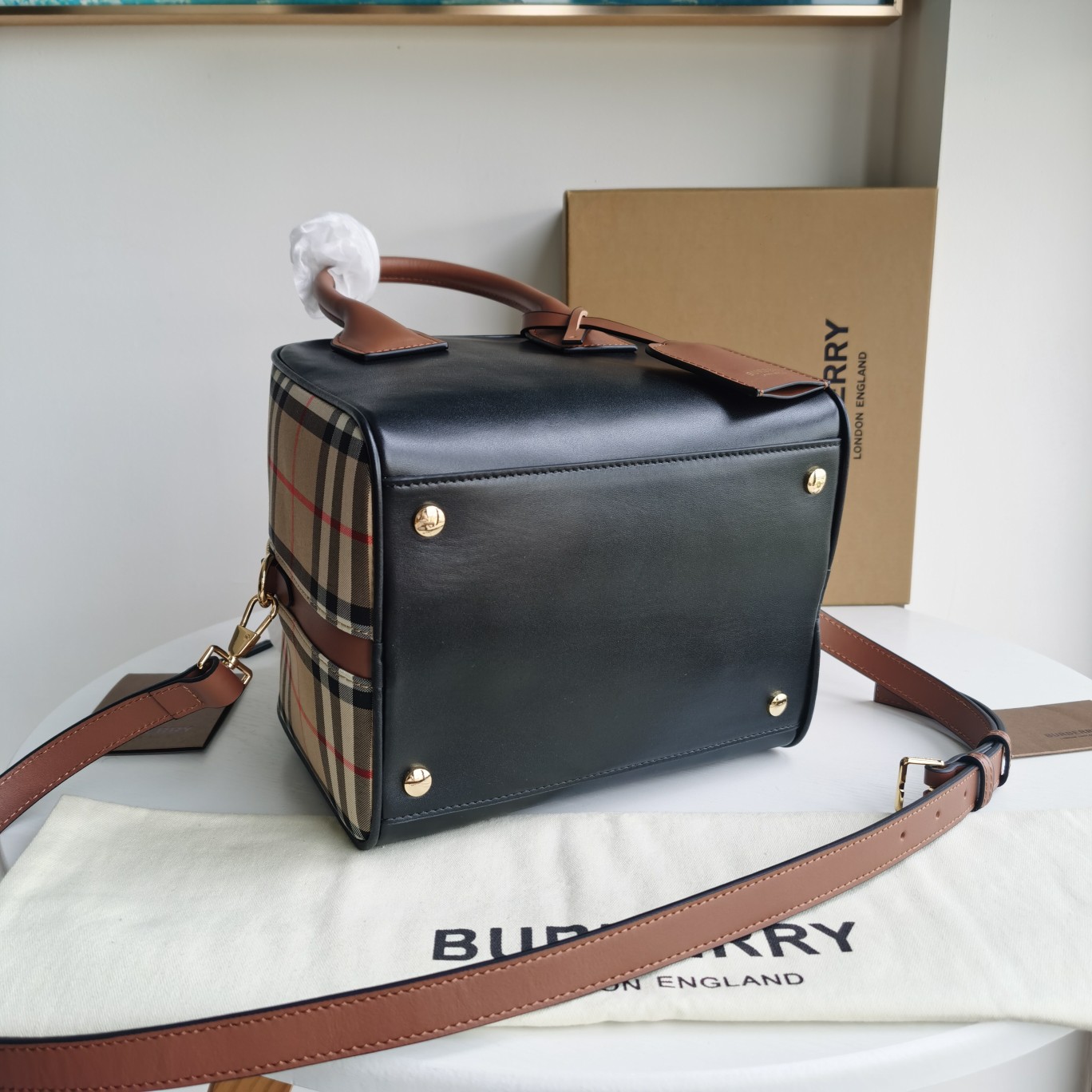 Burberry Cube Bag Leather With Vintage Check   W34 x H21 x D19cm - DopestKickz
