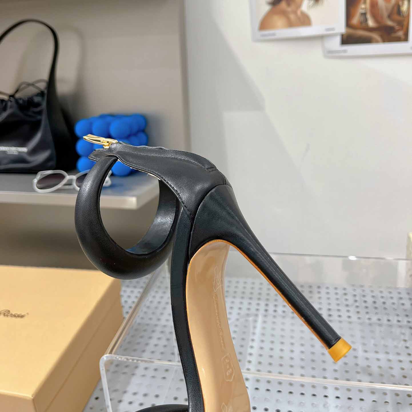 Gianvito Rossi Leather Bijoux Sandals - DopestKickz