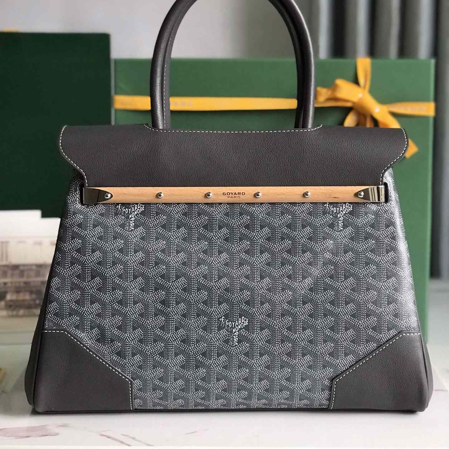 Goyard Saïgon Tote Bag - DopestKickz