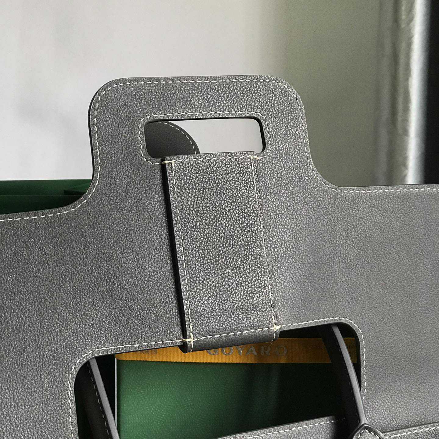 Goyard Saïgon Tote Bag - DopestKickz