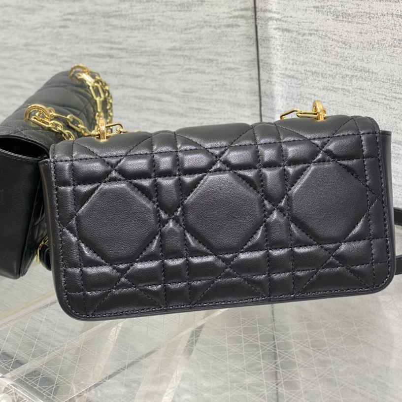 Dior Miss Daisy Mini Bag - DopestKickz