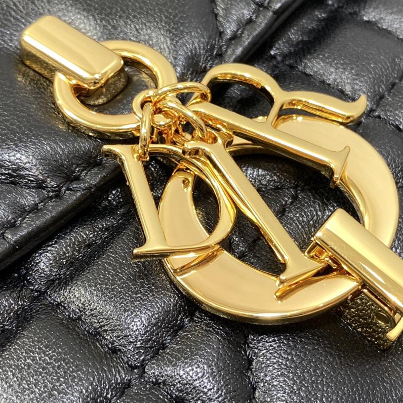 Dior Miss Daisy Mini Bag - DopestKickz