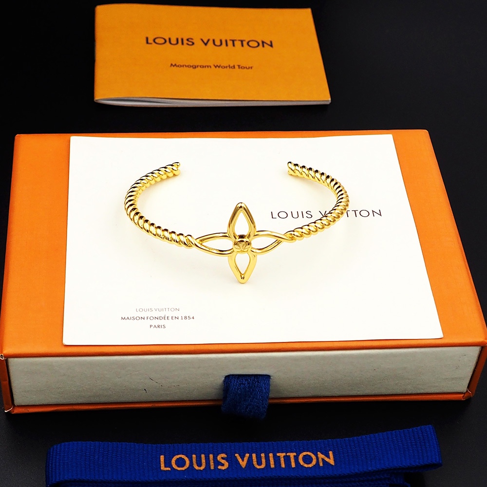 Louis Vuitton Nautical Rigid Bracelet   M1606 - DopestKickz