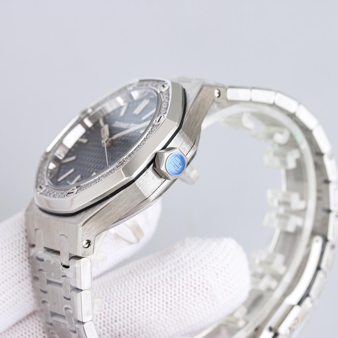 Audemars Piguet Watch     37mm - DopestKickz